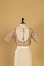 Load image into Gallery viewer, Chickoo Double tone banarasi weaving fabric paired with stitched blouse
