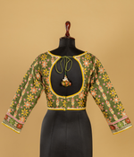 Load image into Gallery viewer, Mustard Ajrak print saree with embroidery highlightment paired with full sleeves blouse
