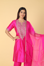 Load image into Gallery viewer, Raani pink Chanderi zardosi pearl embroidered salwar suit
