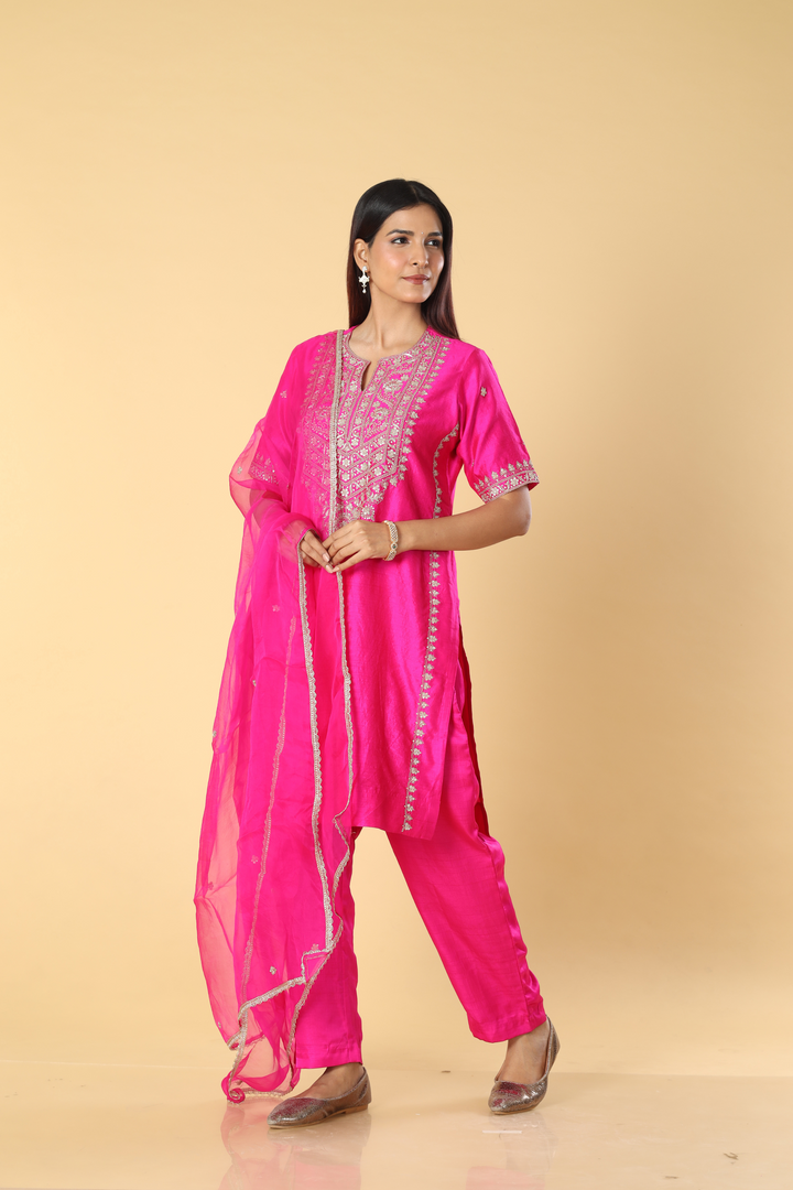 Raani pink Chanderi zardosi pearl embroidered salwar suit