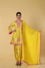 Load image into Gallery viewer, Yellow d-dupion dhoti style paired with peplum embroidered kurta and dupatta
