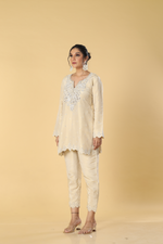 Load image into Gallery viewer, Silver tissue pearl badla embroidered suit pants and dupatta
