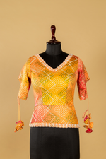 Load image into Gallery viewer, lemon yellow banarasi saree paired with designer long short contrast blouse
